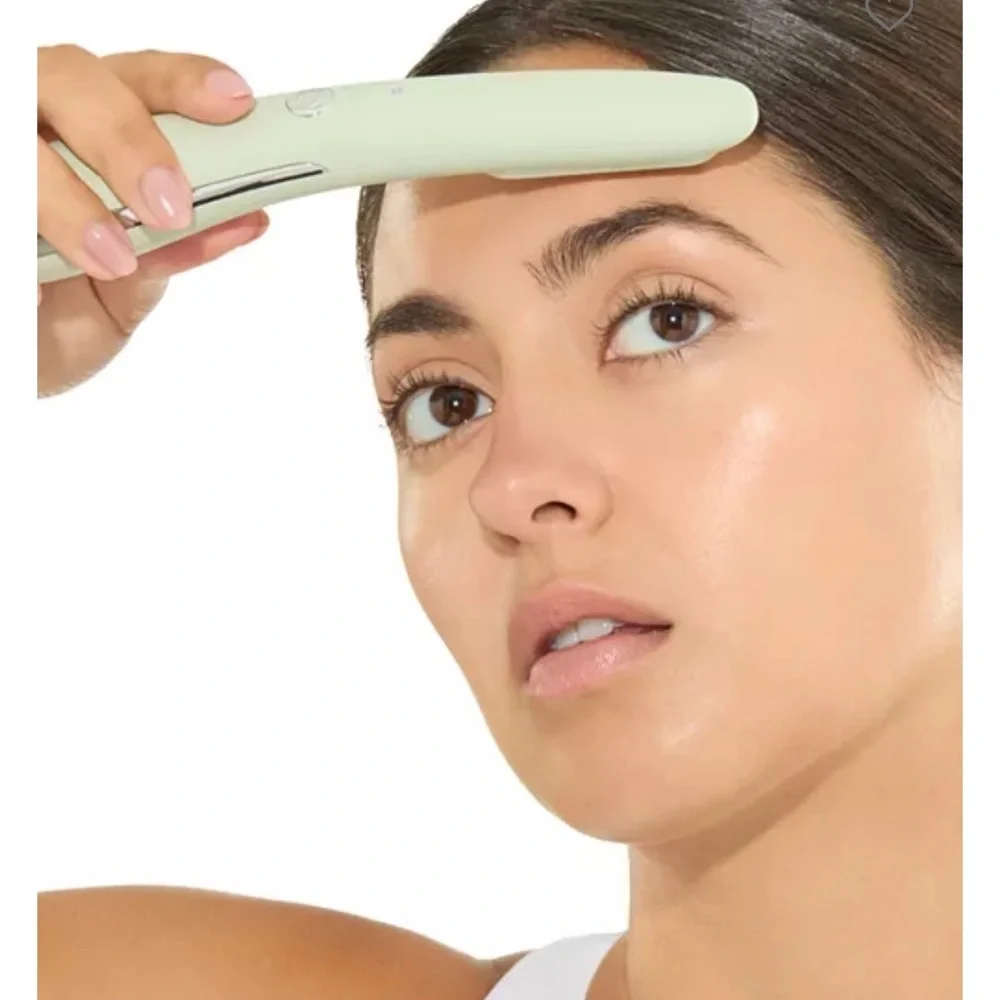 Mario Badescu lift & firm eye wand NIB